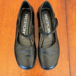 Vintage Mary Jane flats shoes soft real leather - used